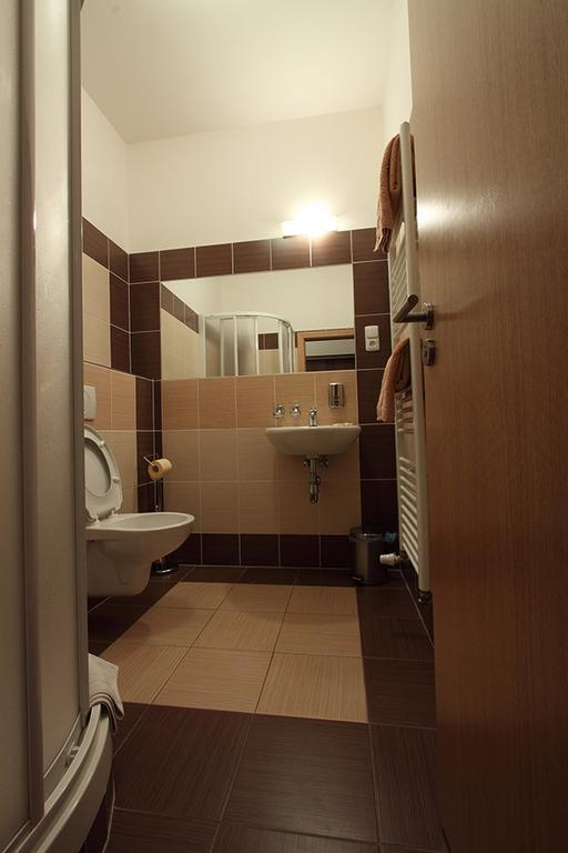 Hotel Satyam Brno Exteriör bild